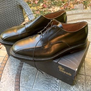 Allen Edmonds mens Oxfords, size 10.5